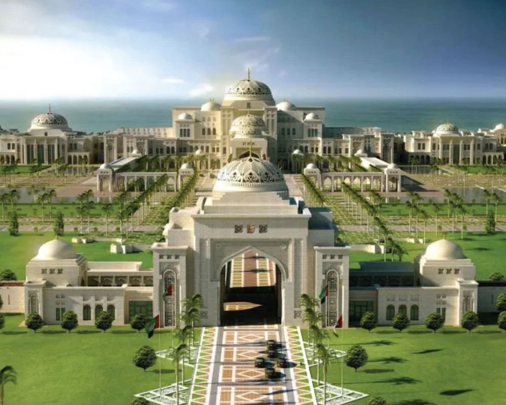 Ferrari World + Abu Dhabi City Tour from Dubai (with Hotel Drop-off) - Image 3