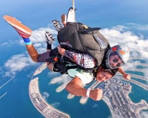 Tandem SkyDive Dubai – Palm Zone