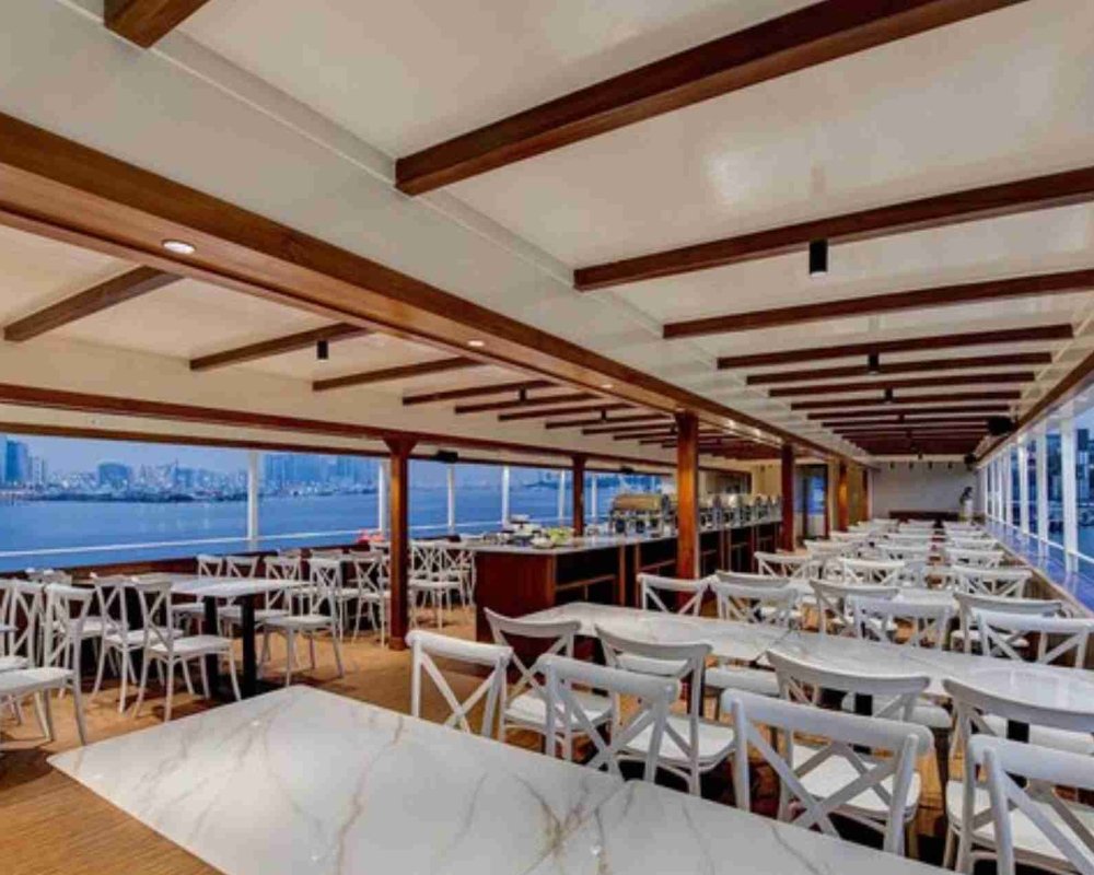 2-Hours Premium Dinner Cruise With Buffet - Dubai Marina - Image 4