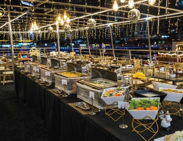 2-Hours Glass Boat Marina Dinner Cruise With Buffet - Image 3