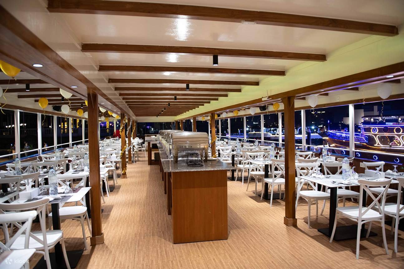 2-Hours Premium Dinner Cruise With Buffet - Dubai Marina - Image 3